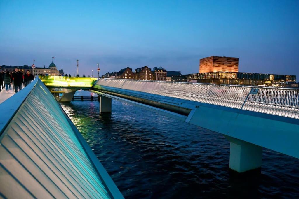 Chic Flat In Vibrant Area By Copenhagen Canals Lejlighed Eksteriør billede